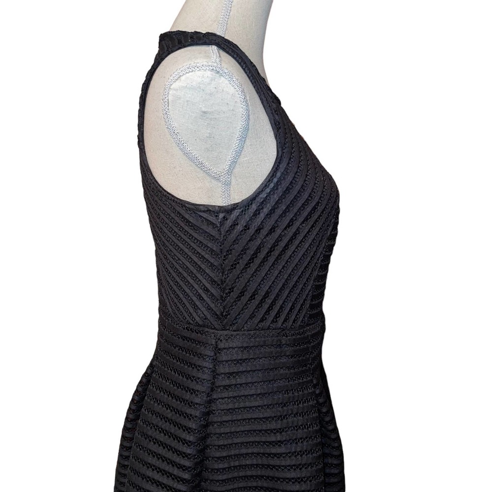 Mossimo Women’s Fit & Flare Little Black Dress Size Medium - Picture 3 of 6